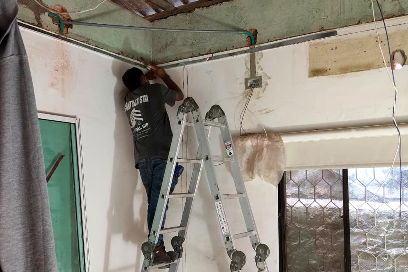 Ensamble de muebles — servicio profesional de REMODEL BIS en Barranquilla